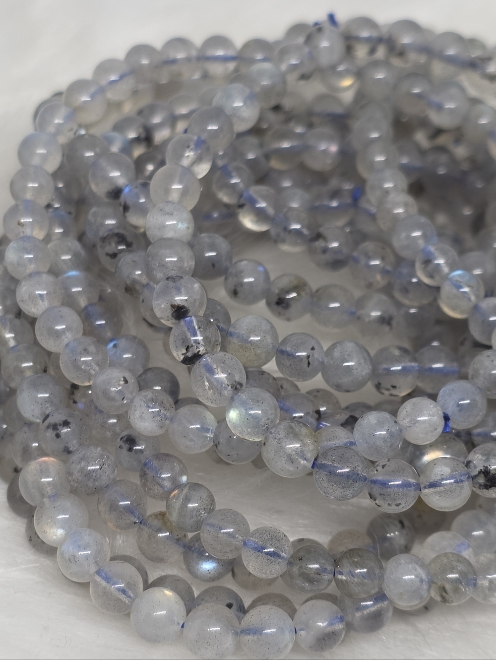 Flashy Labradorite Bracelet 5mm Strong Flash Blue Fire Crystal Stretch Bracelet - Picture 3 of 4